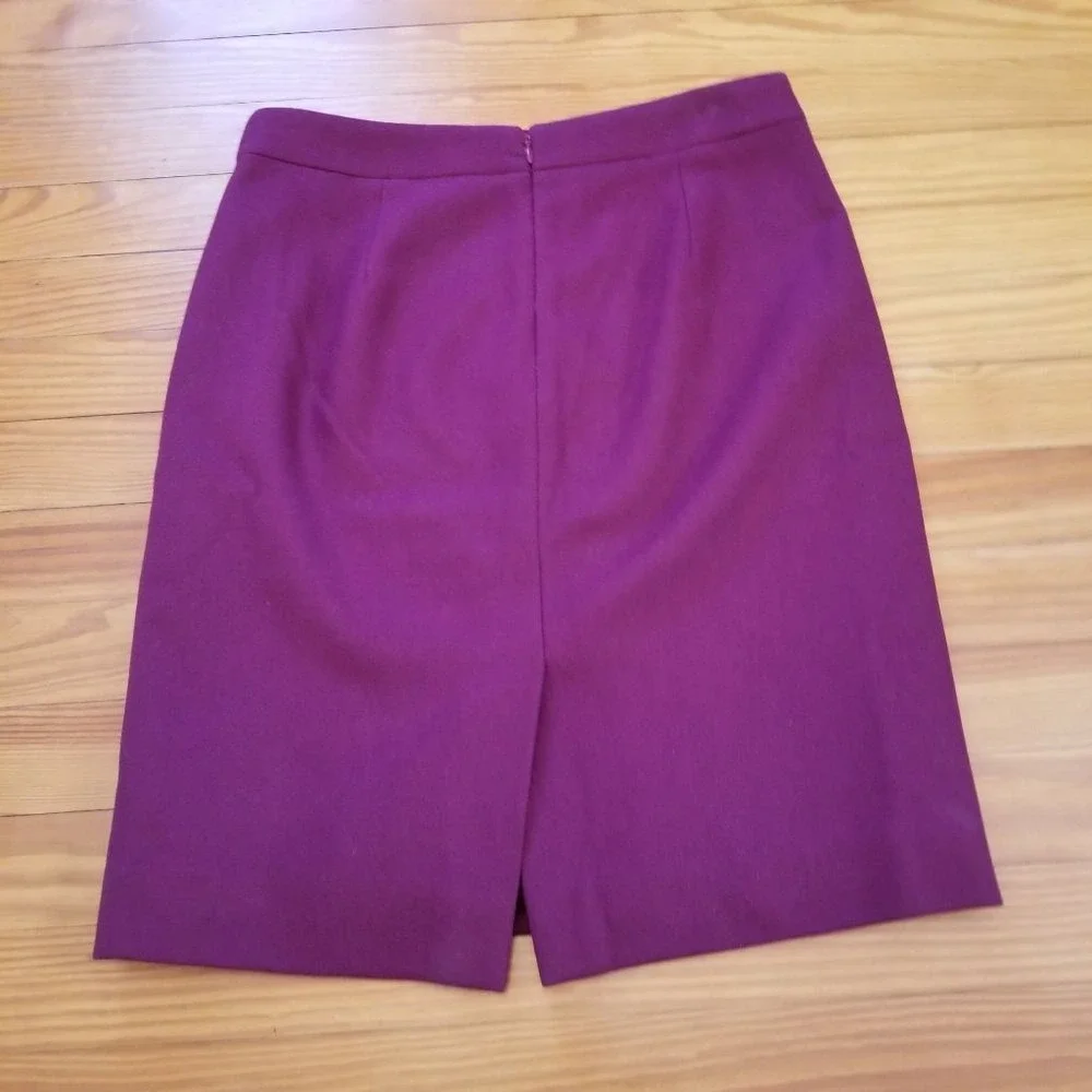 J Crew 2 Purple Wool Pencil Skirt Back Slit No Pockets Twee Academia Career Offi